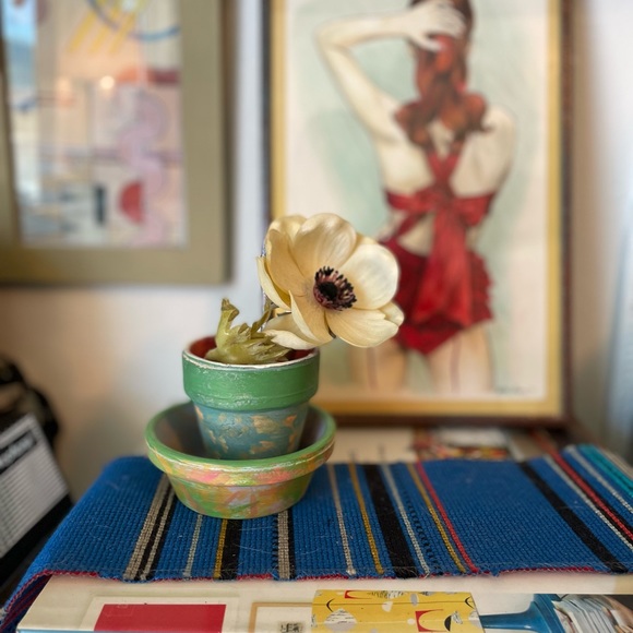 ORIGINAL POTTERY ART Hand painted multi colored pot with saucer - Picture 3 of 3